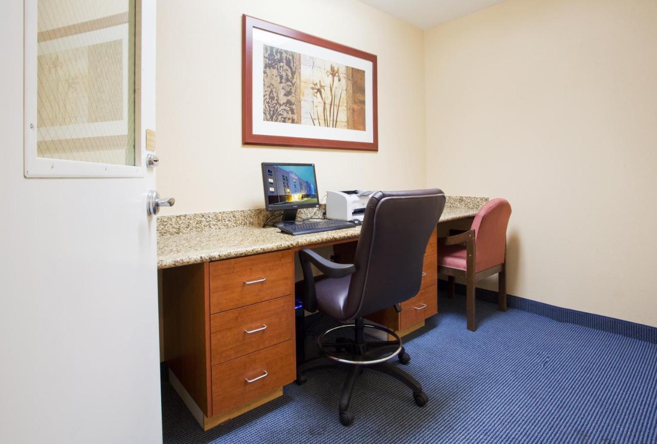 Candlewood Suites Jacksonville By Ihg Dış mekan fotoğraf